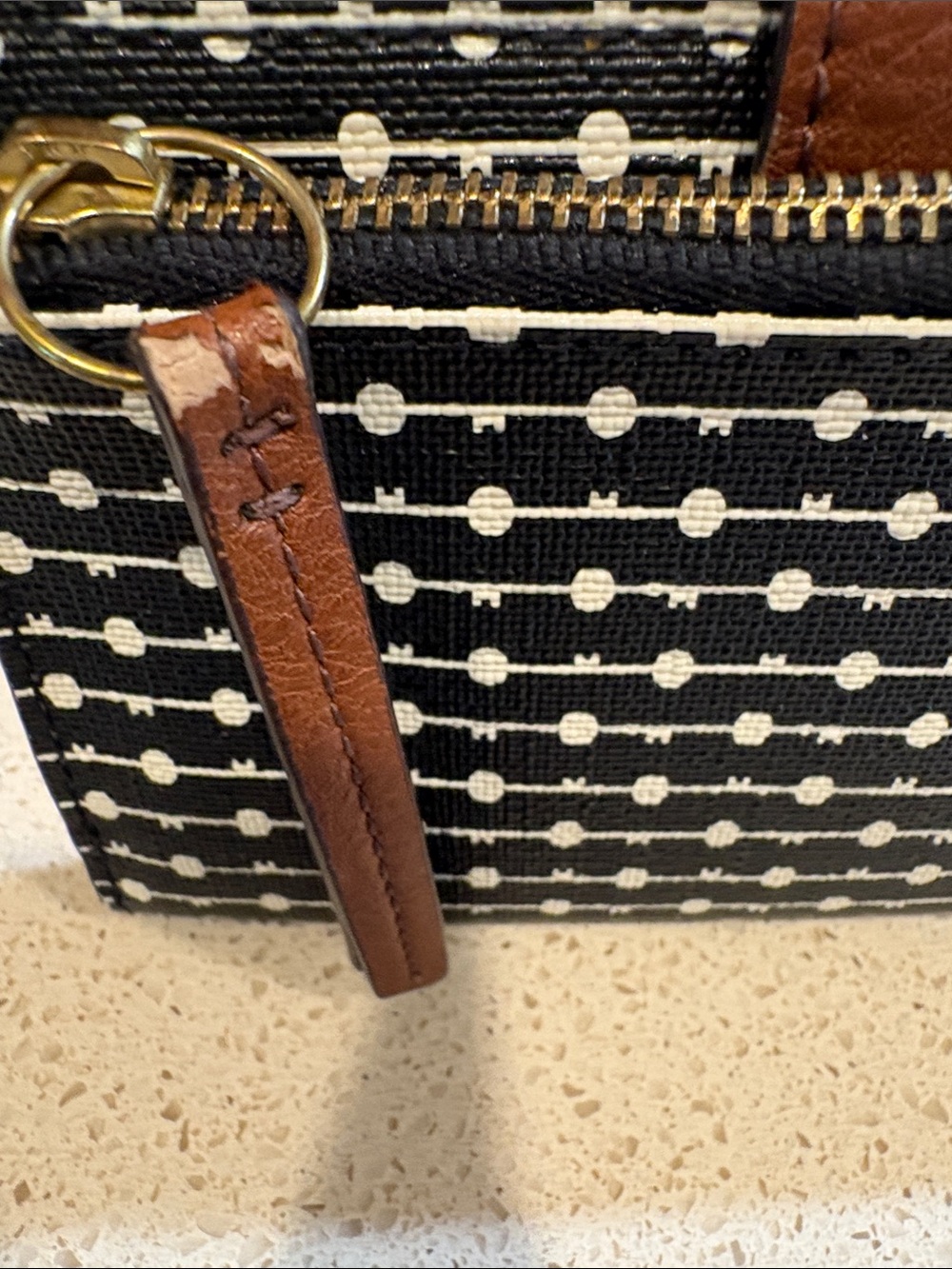 Fossil Vintage Black & White Saffiano Leather Wallet EUC - Picture 6 of 6